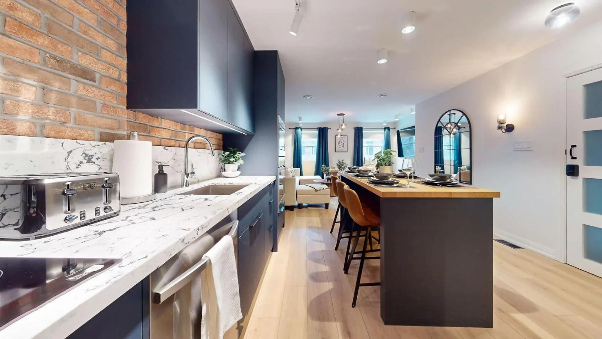 טורונטו Casa Hotel Elegant 2Br Suite In Leslieville קנדה