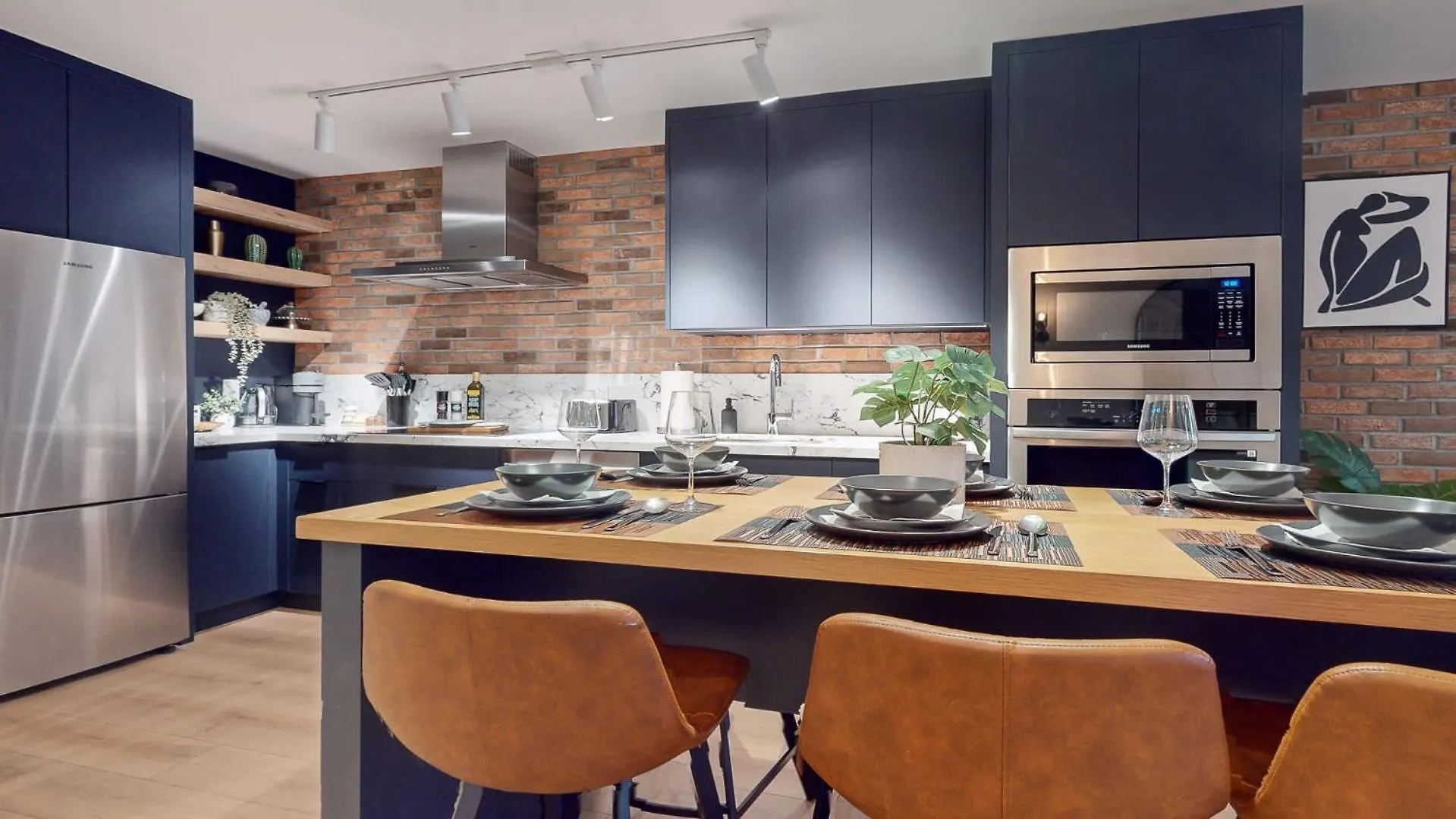 טורונטו Casa Hotel Elegant 2Br Suite In Leslieville